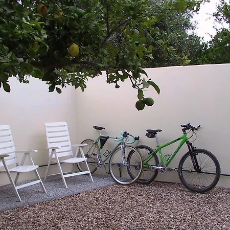 Bed & Breakfast Solanas 3*