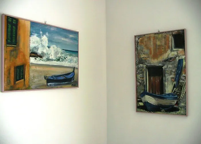 Solanas Oda ve Kahvaltı Càbras